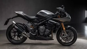 speed-triple-breitling-edition